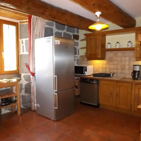 Hébergement de vacances Maison De Caractere Renovee, Proche Pistes De Ski, Grand Jardin, Internet, Animaux Acceptes - Fr-1-742-452 Albepierre-Bredons