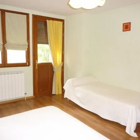 Hébergement de vacances Maison De Caractere Renovee, Proche Pistes De Ski, Grand Jardin, Internet, Animaux Acceptes - Fr-1-742-452 *