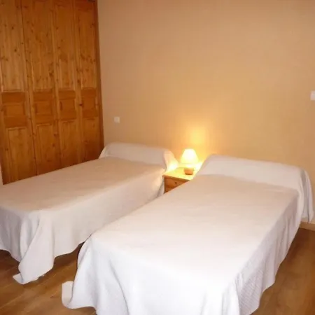 Hébergement de vacances Maison De Caractere Renovee, Proche Pistes De Ski, Grand Jardin, Internet, Animaux Acceptes - Fr-1-742-452